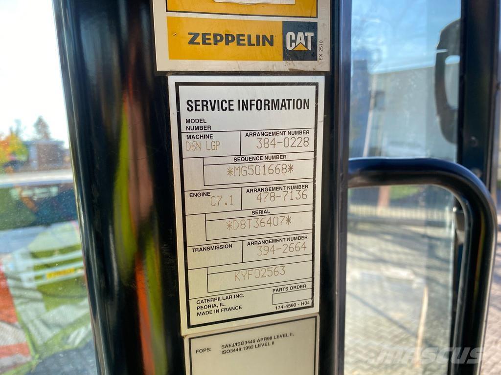 CAT D6N LGP NVT Верижни булдозери
