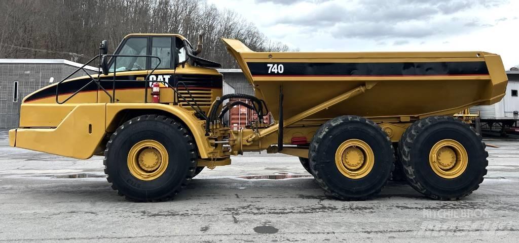 CAT 740 Дъмпери/моторни превозни средства