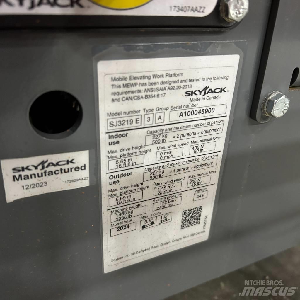 SkyJack SJ 3219 Ножични работни платформи