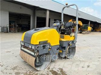 Dynapac CC 1100 Двойни барабанни ролки
