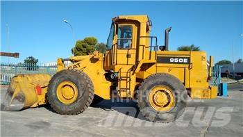 CAT 950E Колесни товарачи