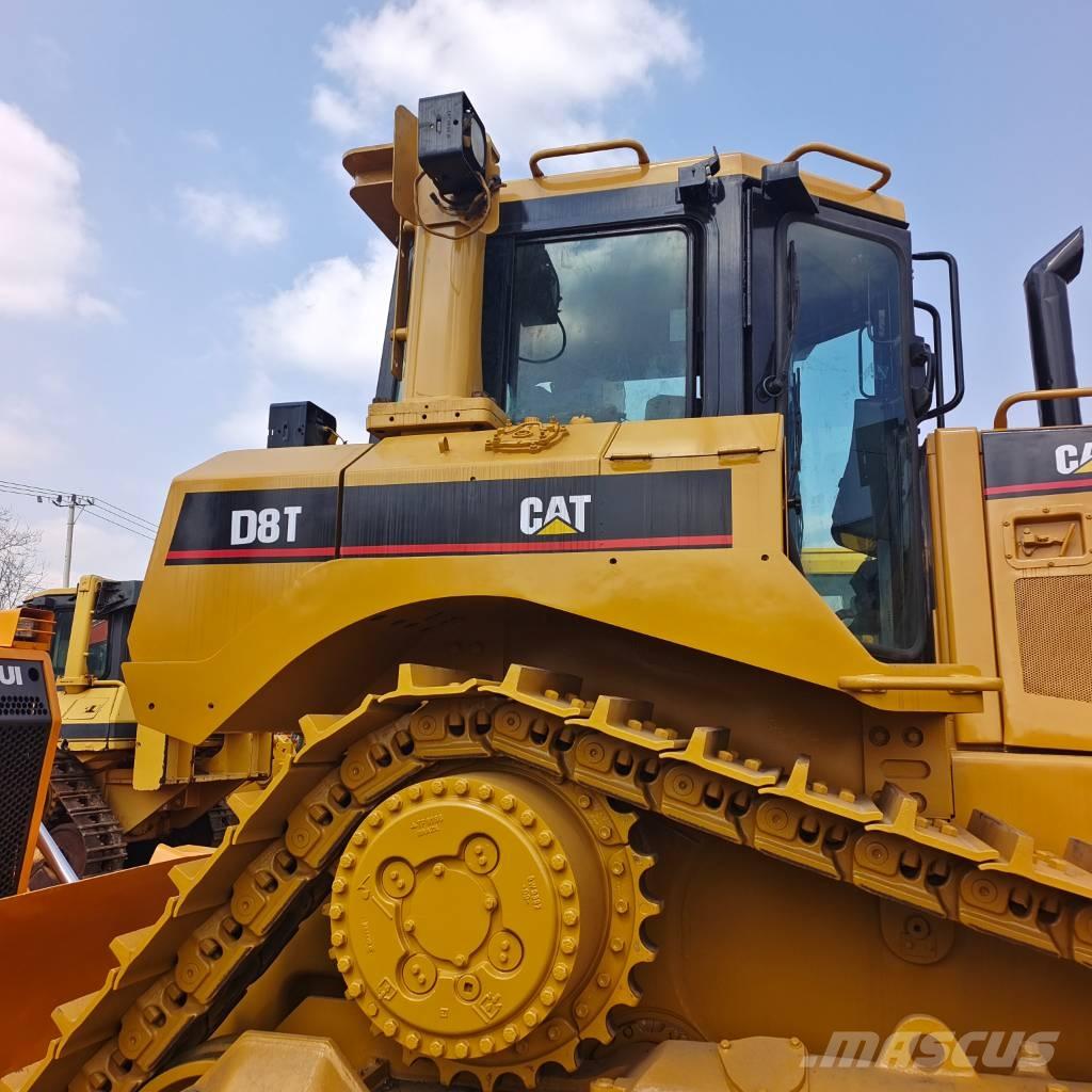CAT D 8 T Верижни булдозери
