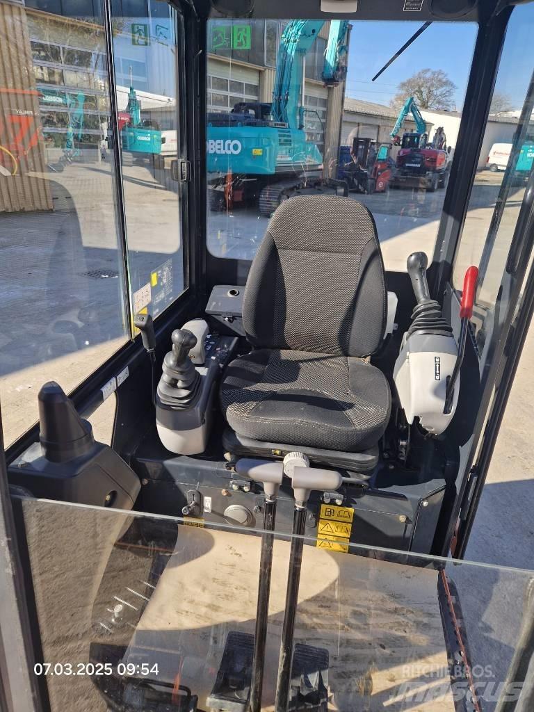Hitachi ZX 19-6 Мини екскаватори < 7 т