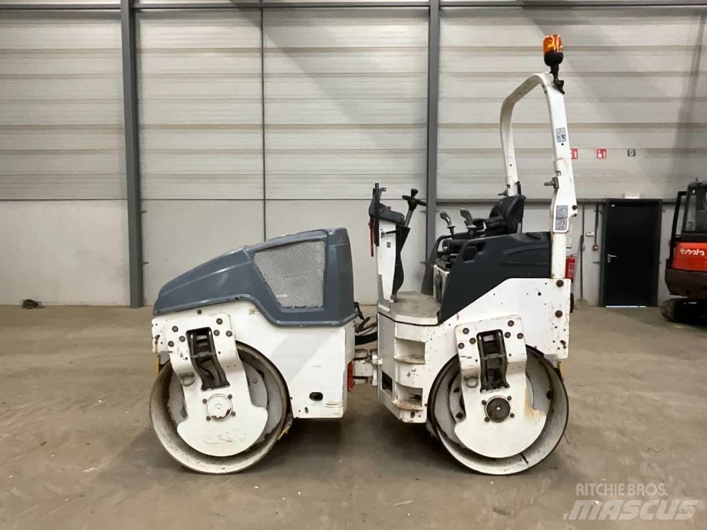 Bomag BW 135 AD-5 Двойни барабанни ролки
