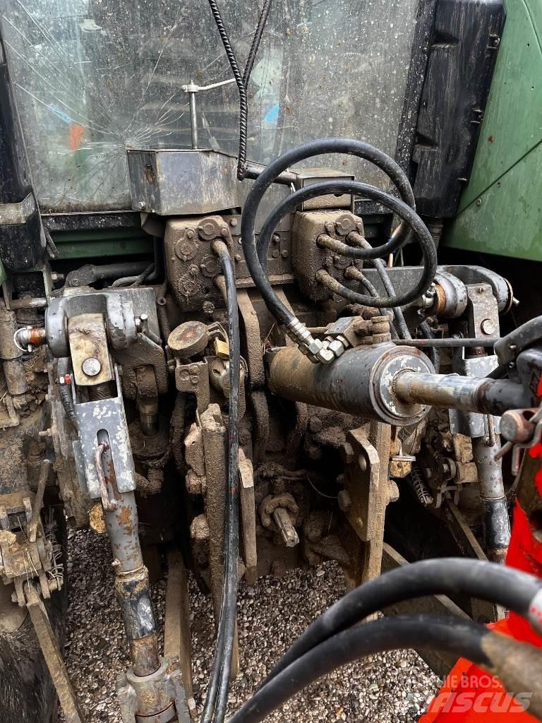 Fendt 926 Vario Трактори