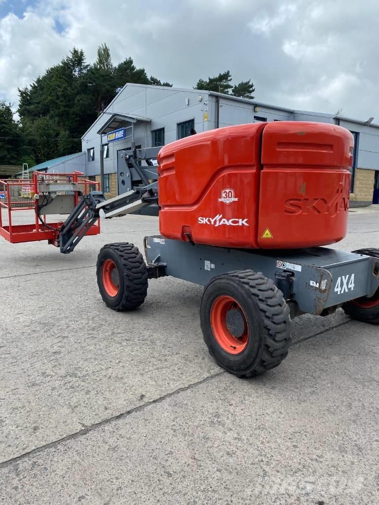 SkyJack SJ 46 AJ Съчленени стрелови подемници