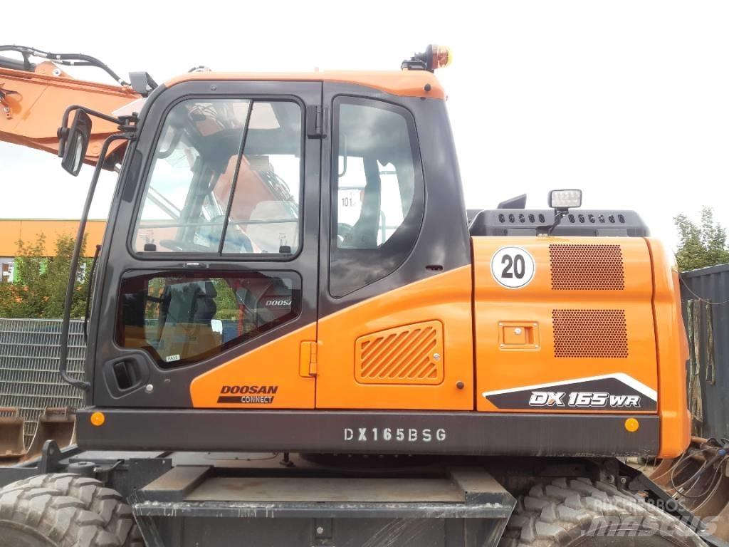 Doosan DX165 WR-7 Колесни екскаватори