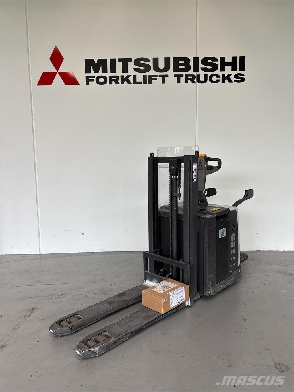 Atlet PDP200 Самоходни товарачи