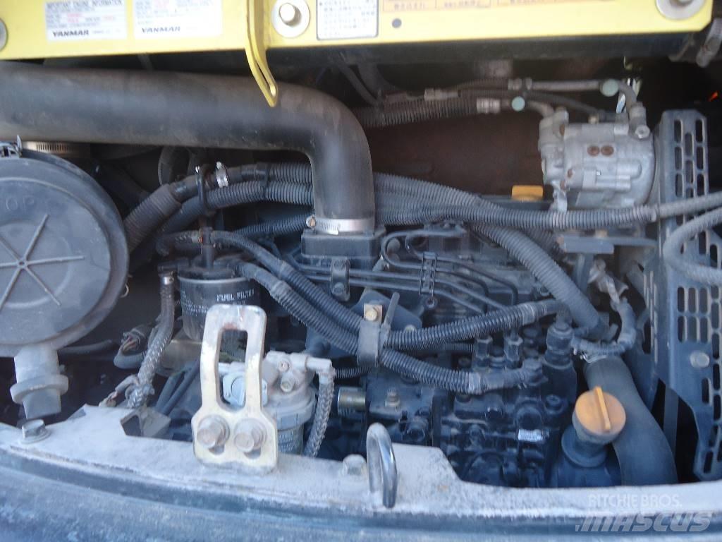 Yanmar B7-5A Средни екскаватори 7т - 12т