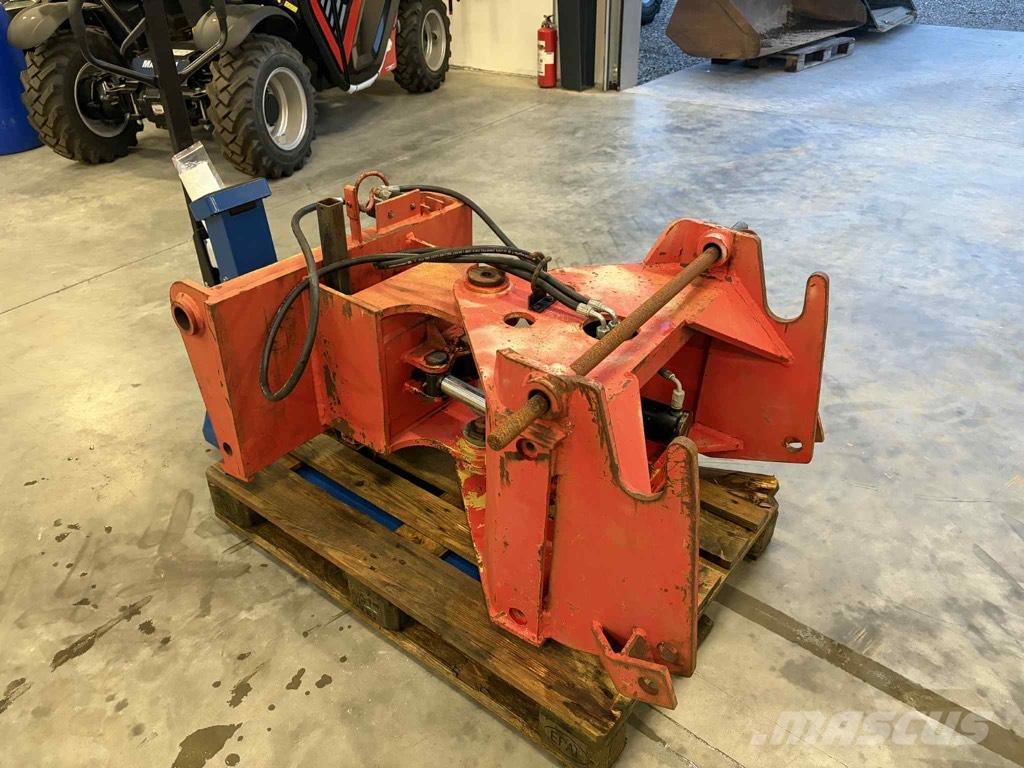 Manitou Drejeled Телескопични товарачи