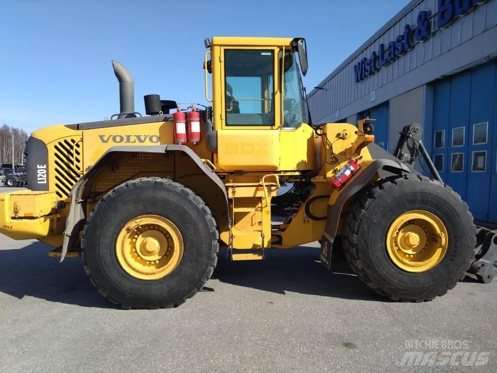 Volvo L 120 E Колесни товарачи