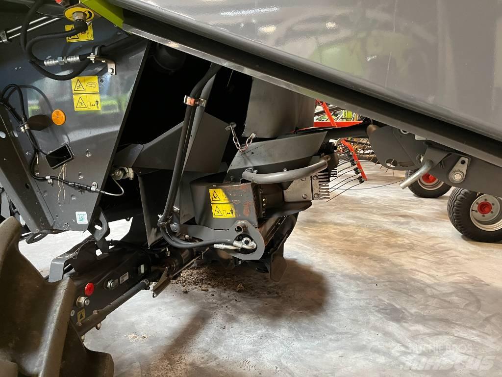 CLAAS LEXION 660 Комбайни