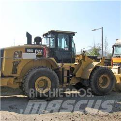 CAT CAT 966L Колесни товарачи