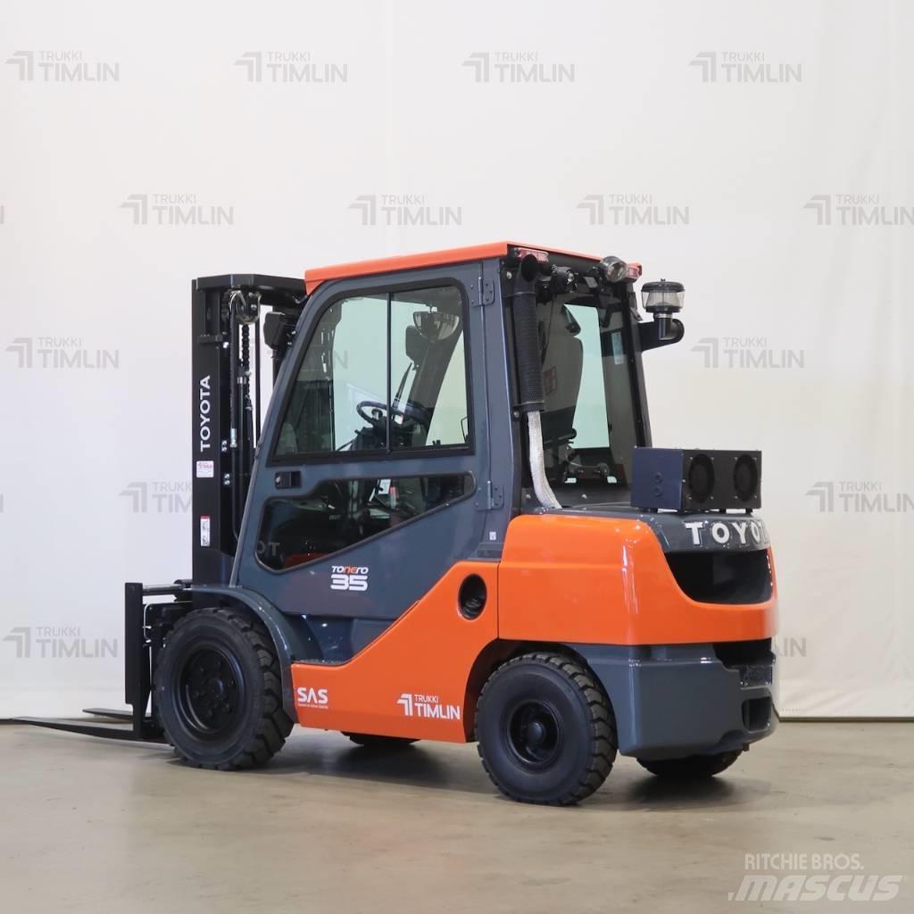 Toyota 52-8FDJF35 Дизелови камиони