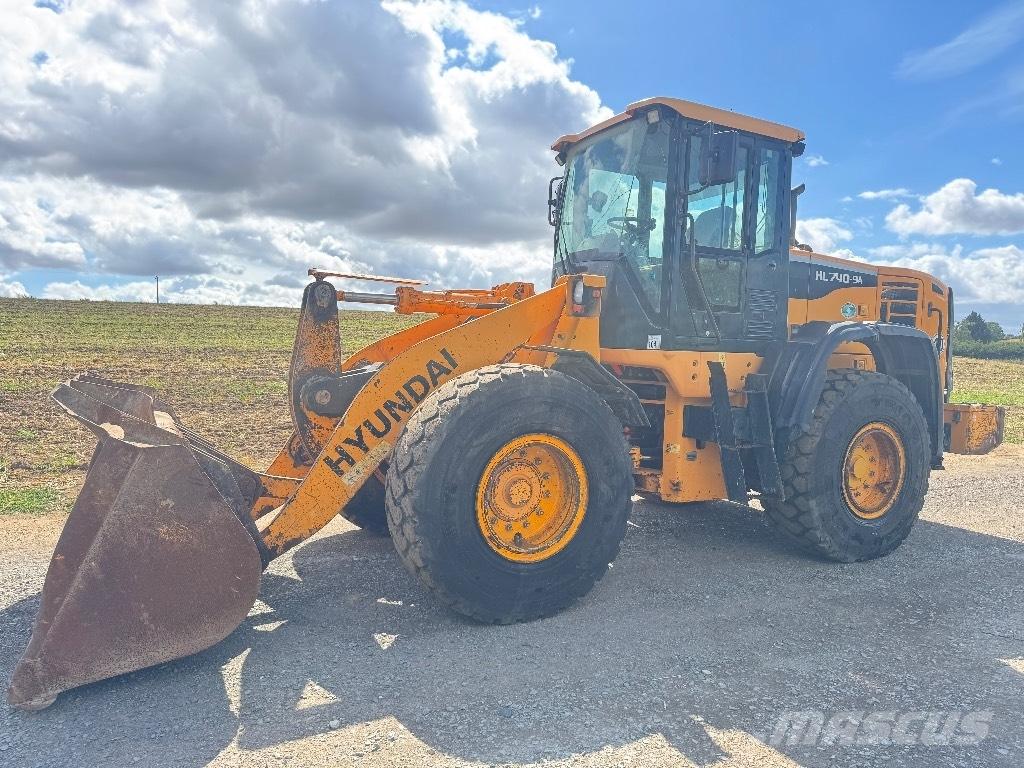 Hyundai HL 740-9 A Колесни товарачи