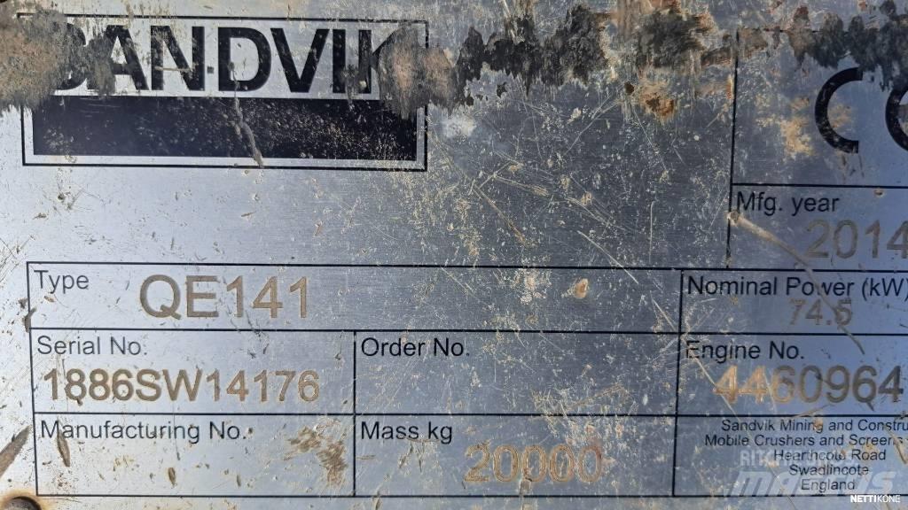 Sandvik QE 141 Мобилни скрийнери
