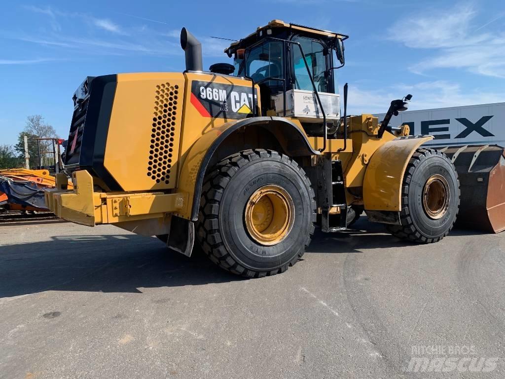 CAT 966MXE Колесни товарачи