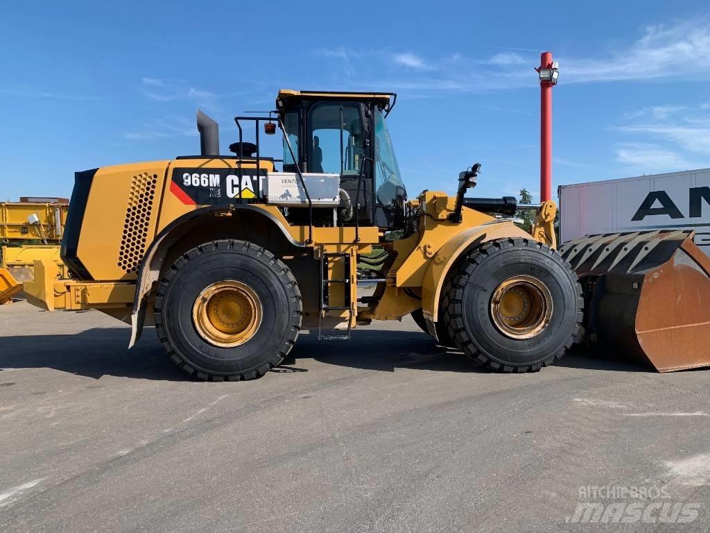 CAT 966MXE Колесни товарачи