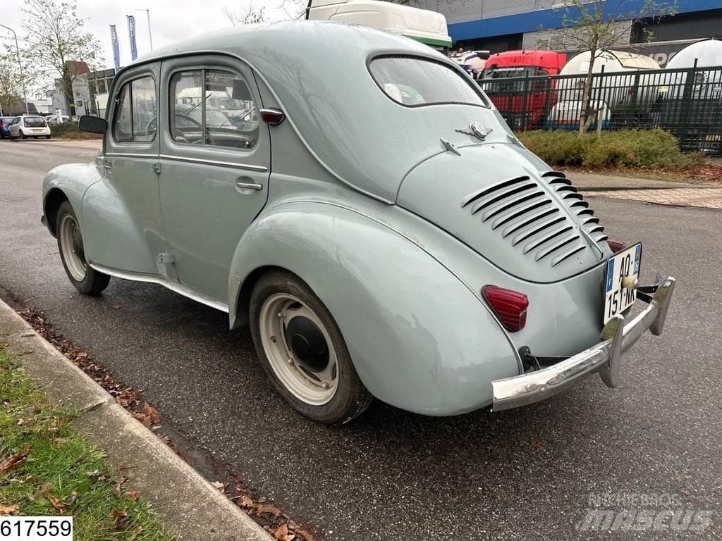 Renault ? 4CV Коли