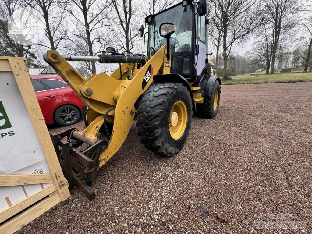 CAT 908 H Колесни товарачи