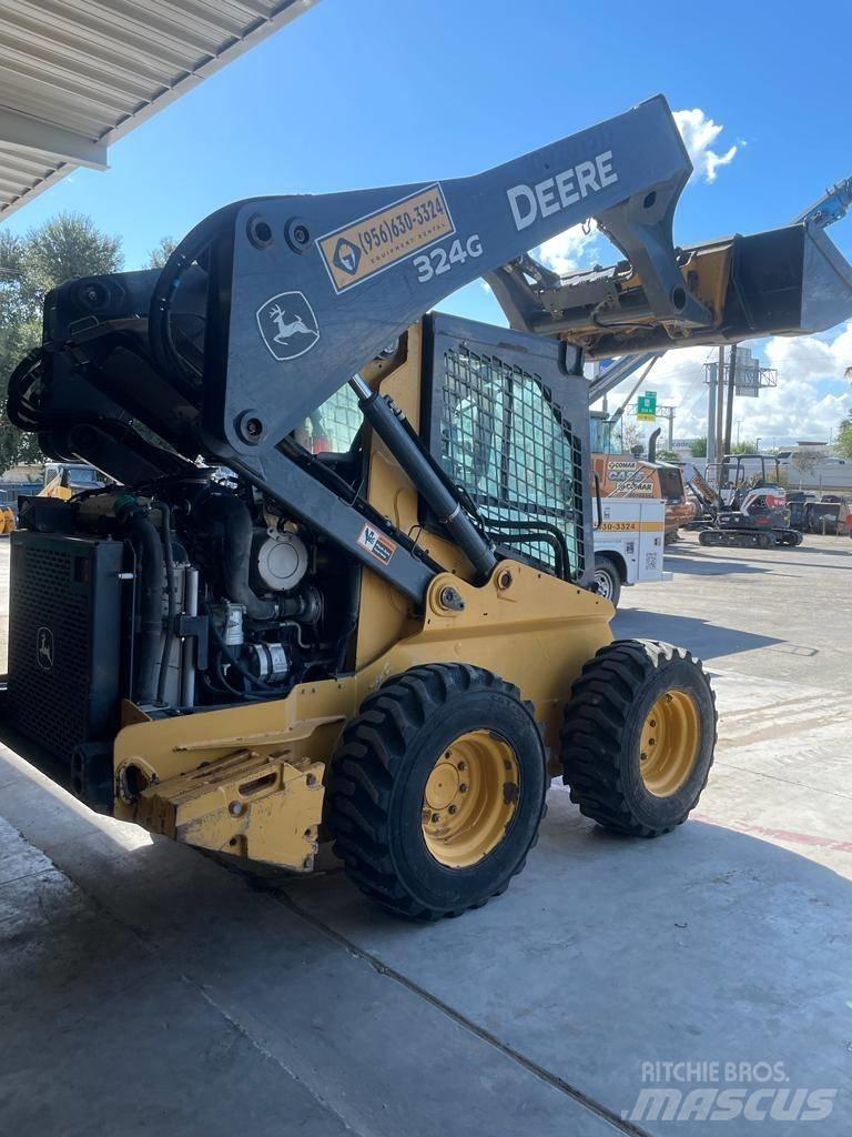 John Deere 324G Мини товарачи
