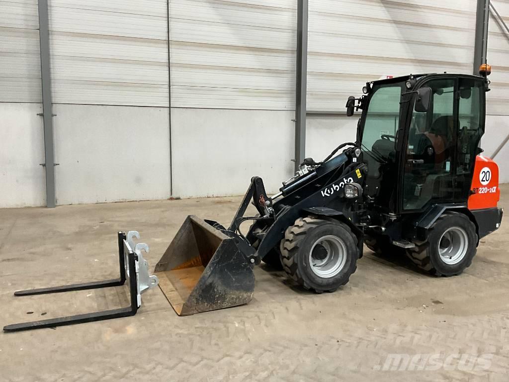 Kubota RT 220-2 A Колесни товарачи