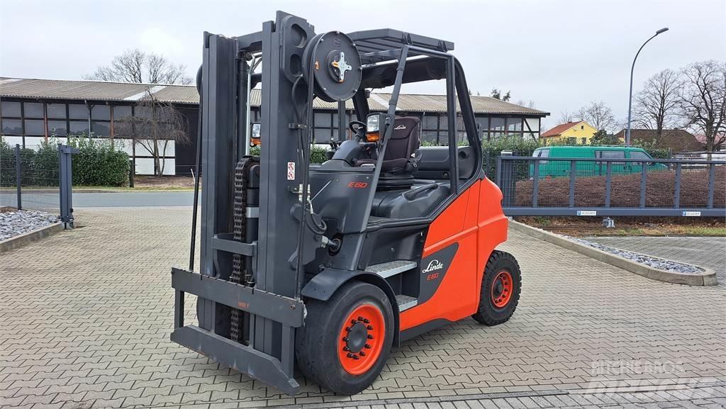 Linde E60 Електрически вилични кари-повдигачи