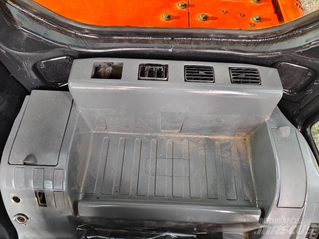 Hitachi ZX 130 LC Верижен екскаватор