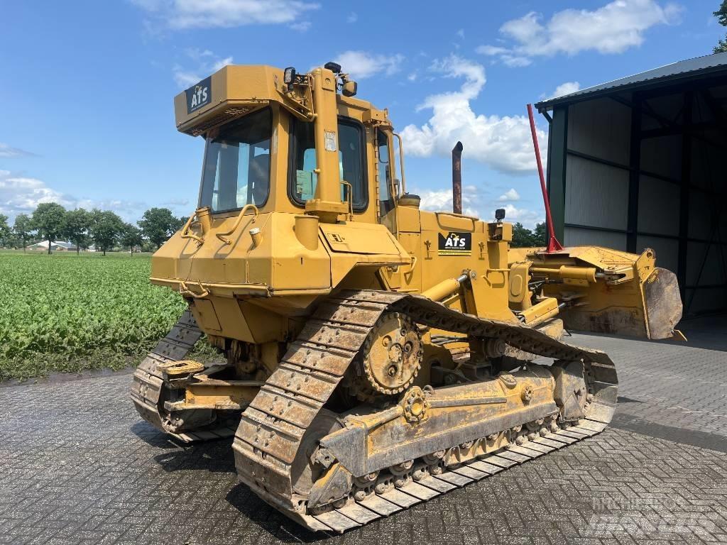 CAT D 6 M LGP Верижни булдозери

