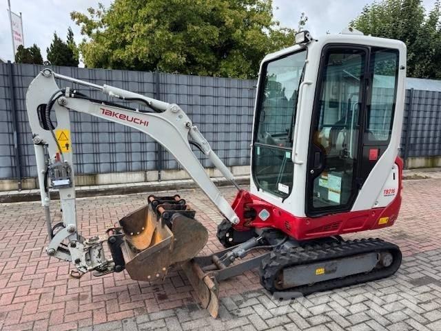 Takeuchi TB 216 Мини екскаватори < 7 т