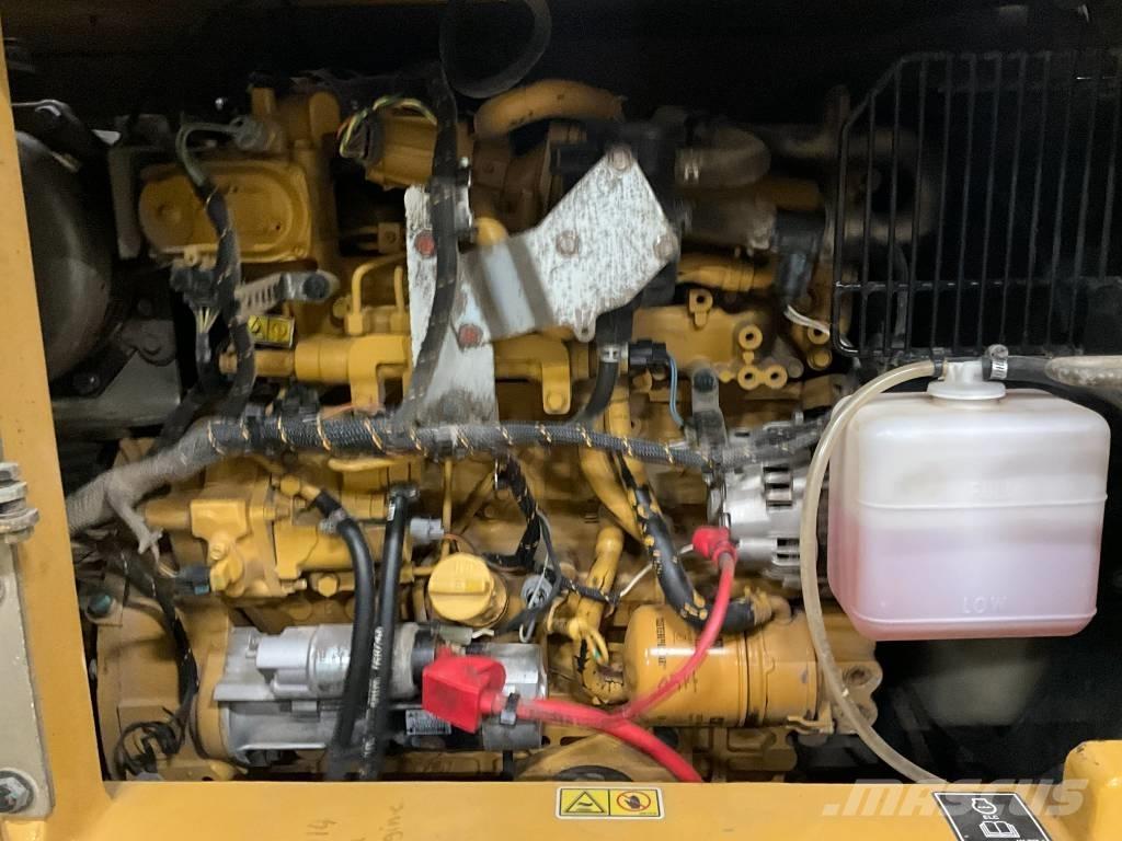 CAT 308 CR Средни екскаватори 7т - 12т