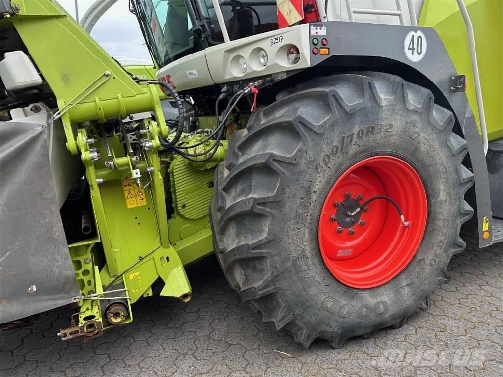 CLAAS Jaguar 940 Фуражни комбайни