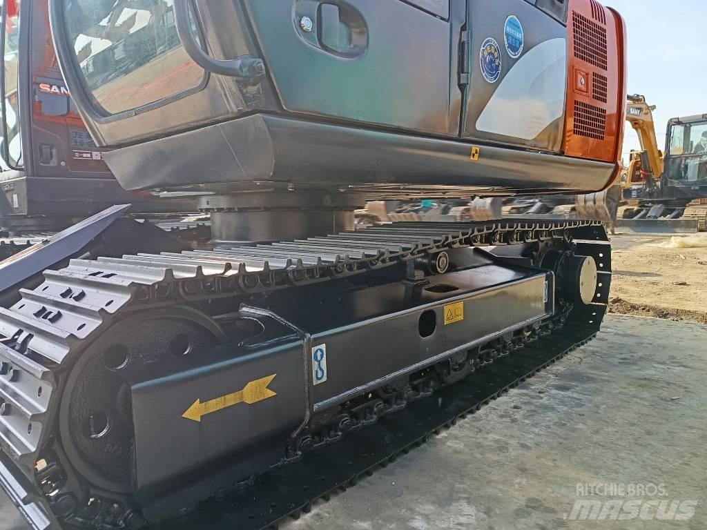 Hitachi ZX 70 Средни екскаватори 7т - 12т