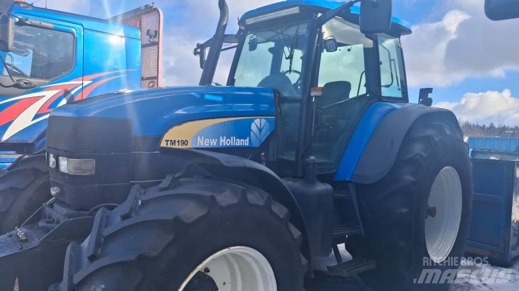 New Holland TM190 Трактори
