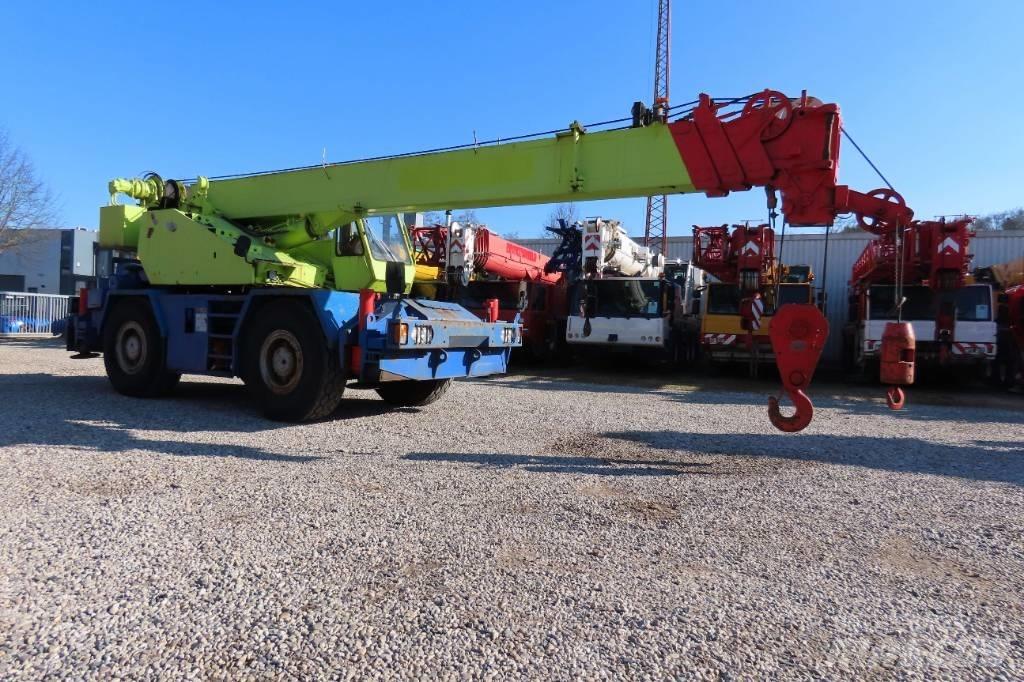 Tadano TR 250 E Кранове за тежък терен