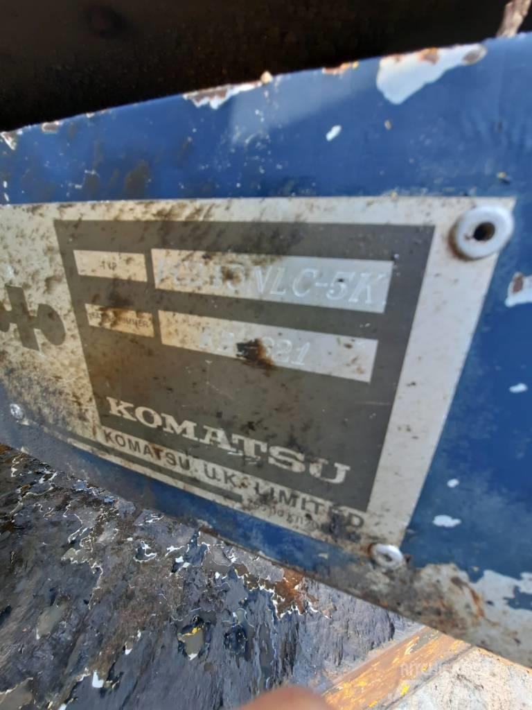 Komatsu PC240NLC-5K Верижен екскаватор