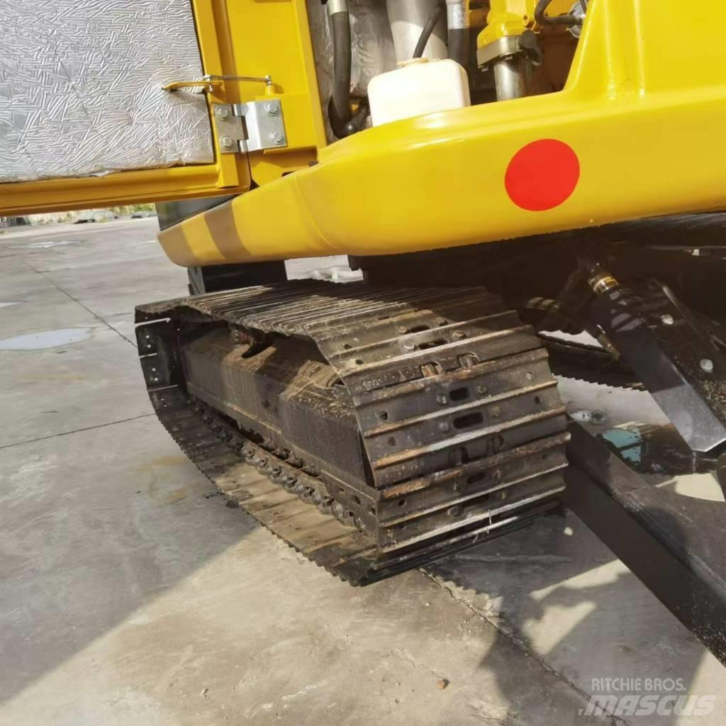 CAT 306E2 Мини екскаватори < 7 т