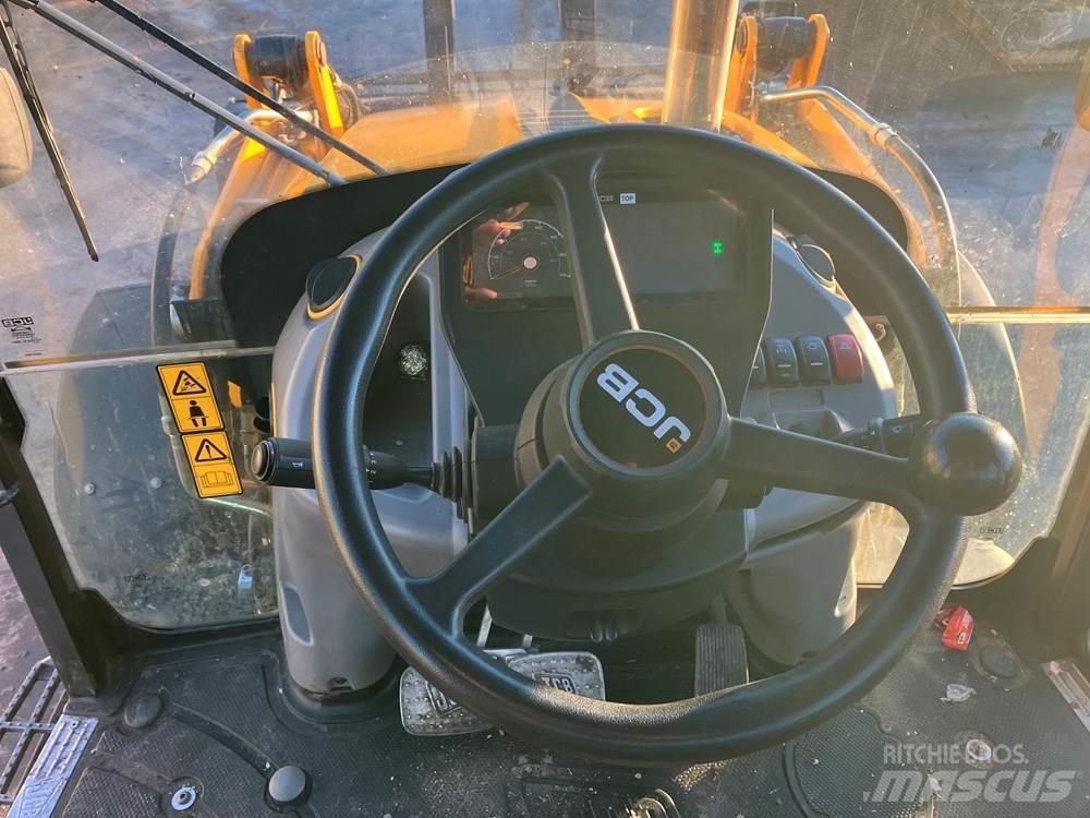 JCB 3CX Товарач със заден ексватор