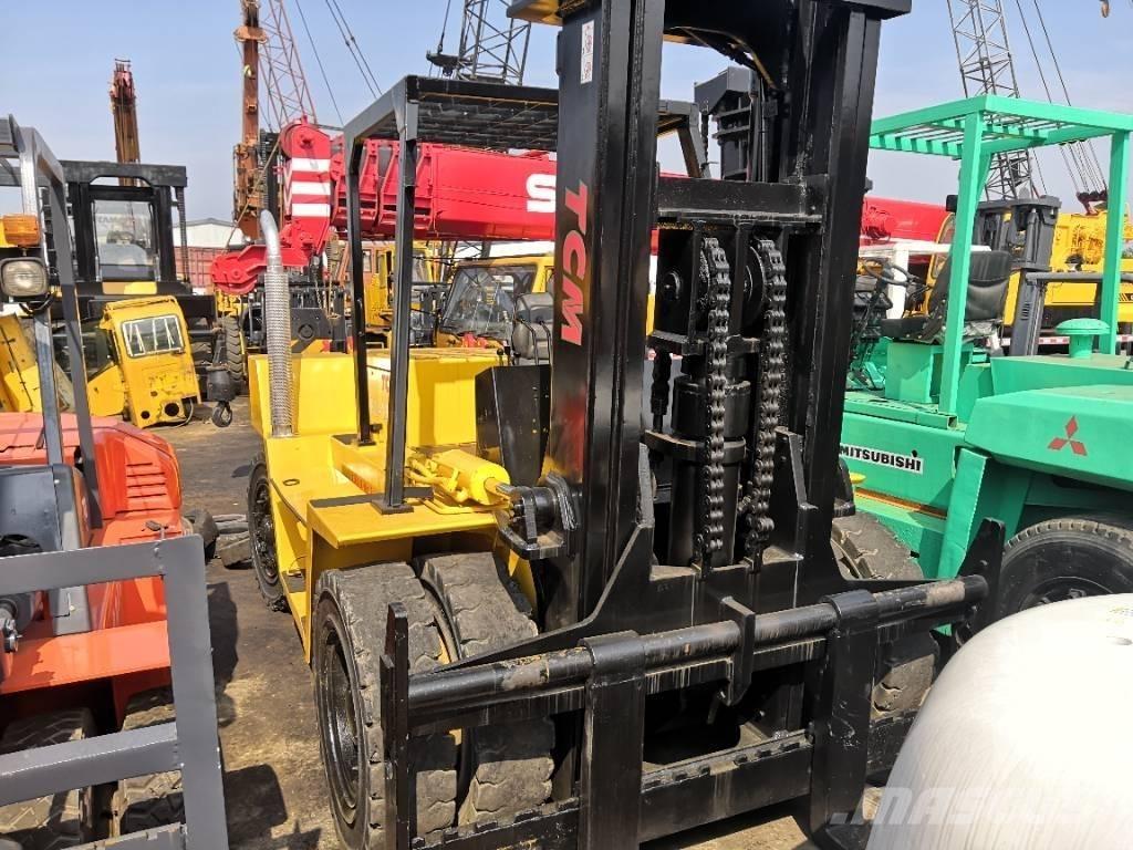 TCM 15 Ton Дизелови камиони