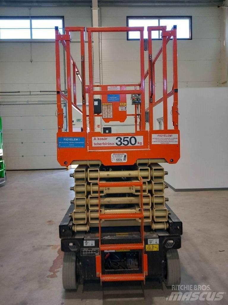 JLG 4045R Ножични работни платформи