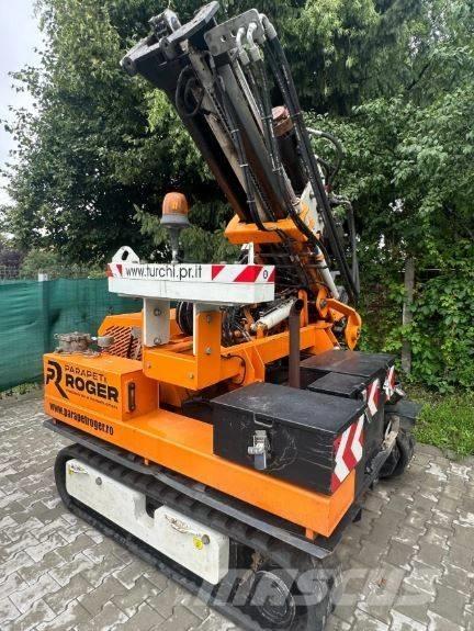  TURCHI 300F Камиони с подвижни сондажни кули