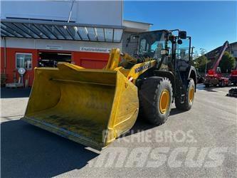Komatsu WA380-8E0 Колесни товарачи