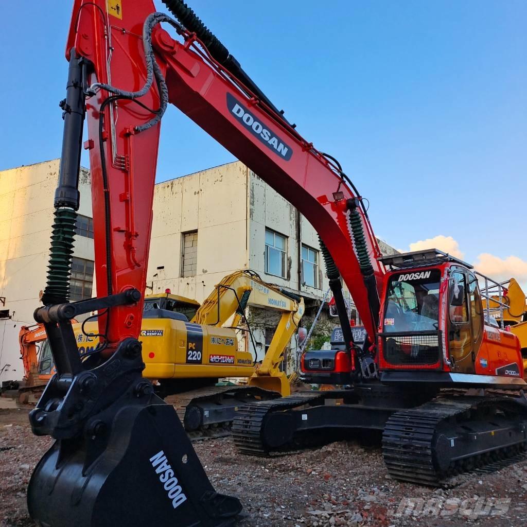 Doosan DX 300 LCA Верижен екскаватор