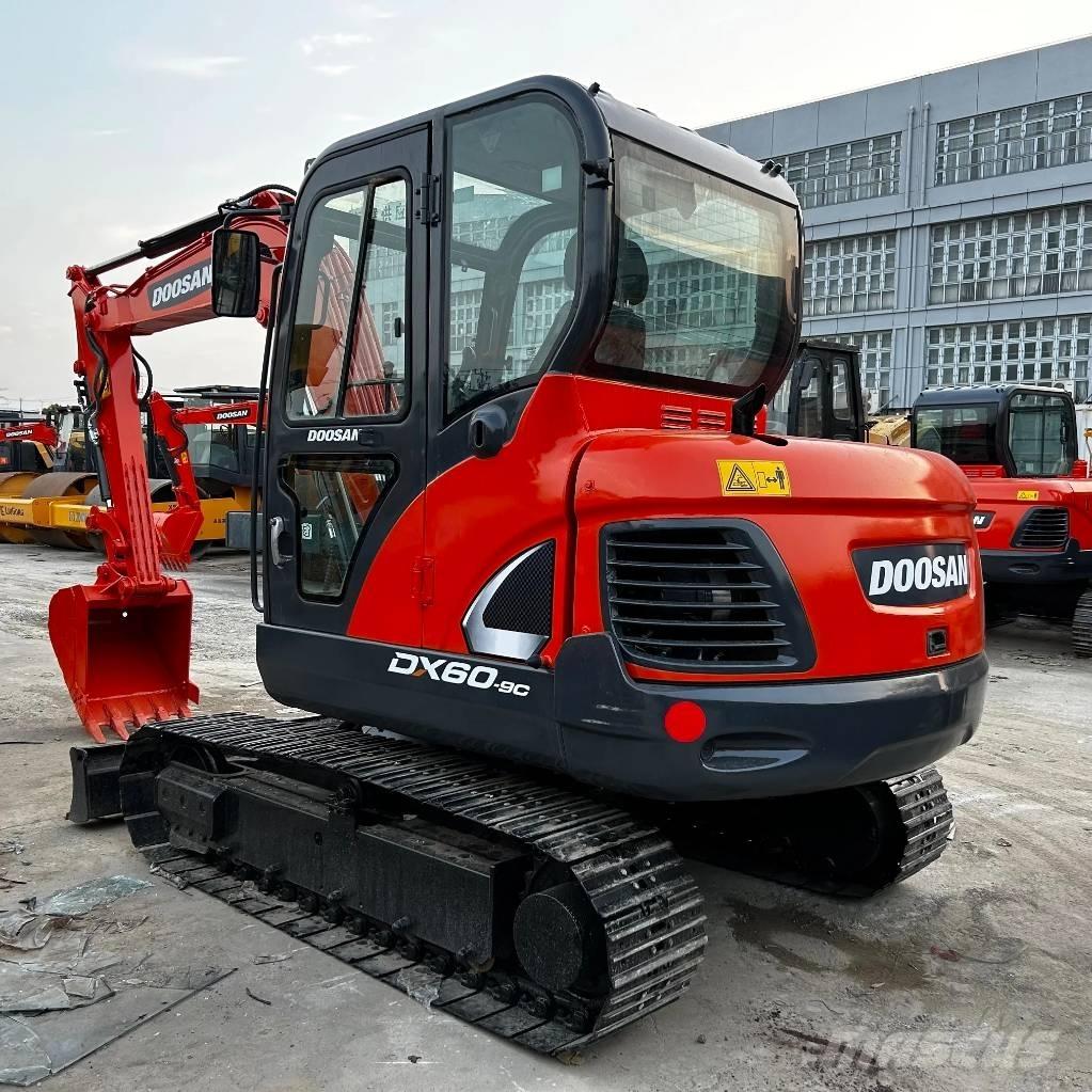 Doosan DX60-9C Мини екскаватори < 7 т