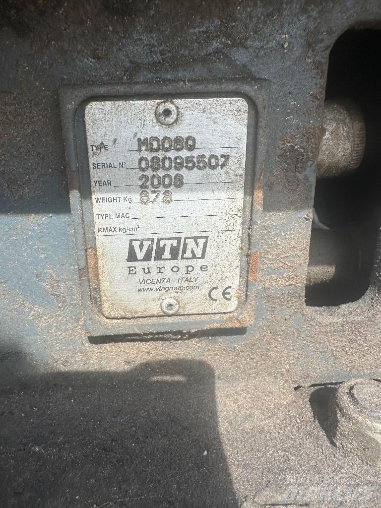 VTN MD080 Верижен екскаватор