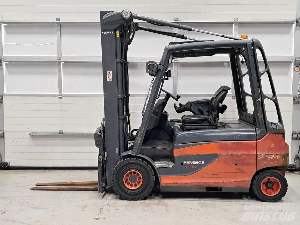 Linde E30L-01 Електрически вилични кари-повдигачи