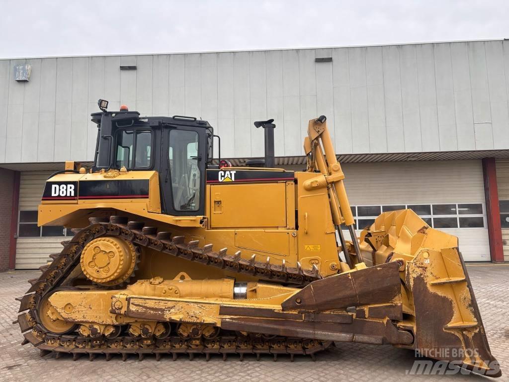 CAT D 8 R Верижни булдозери
