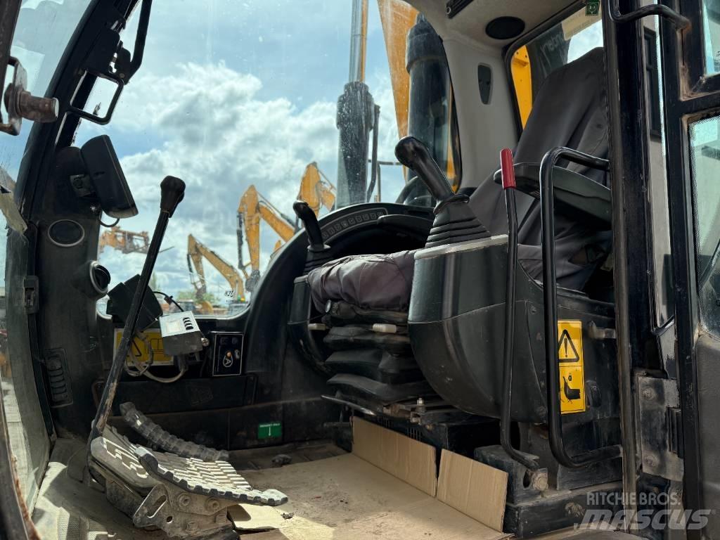 JCB JS 360 LC HRD Верижен екскаватор