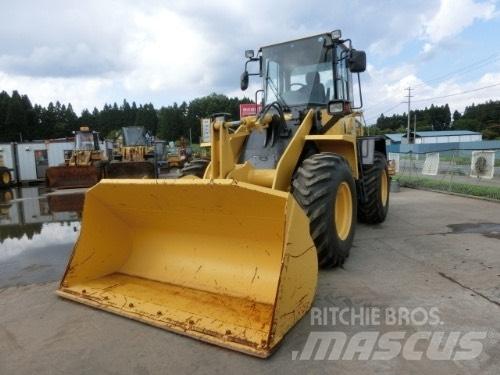 Komatsu WA100-5 Колесни товарачи