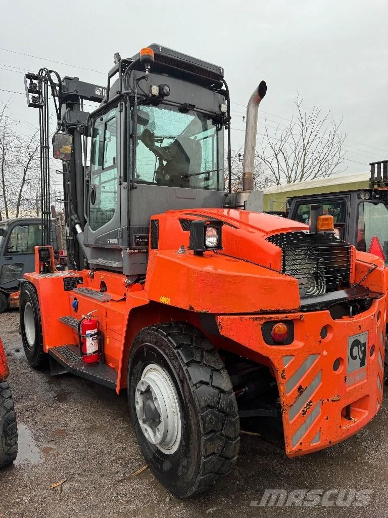 Kalmar DCG120-6 Дизелови камиони